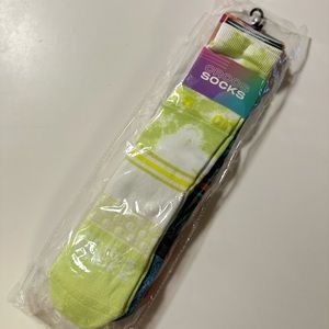New 3 Pair Crocs Socks Unisex Multi Colorful Crew Length Adults  NWT
